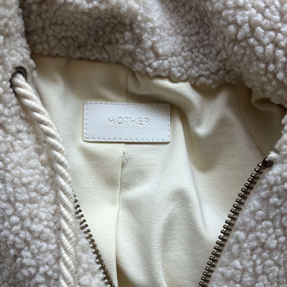 MOTHER Women’s Cream Teddy/ Sherpa Zip Hoodie - Picture 2 of 7